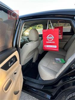 نيسان ألتيما